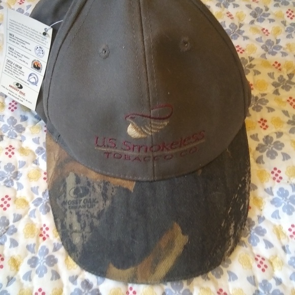 Hat - Picture 2 of 2